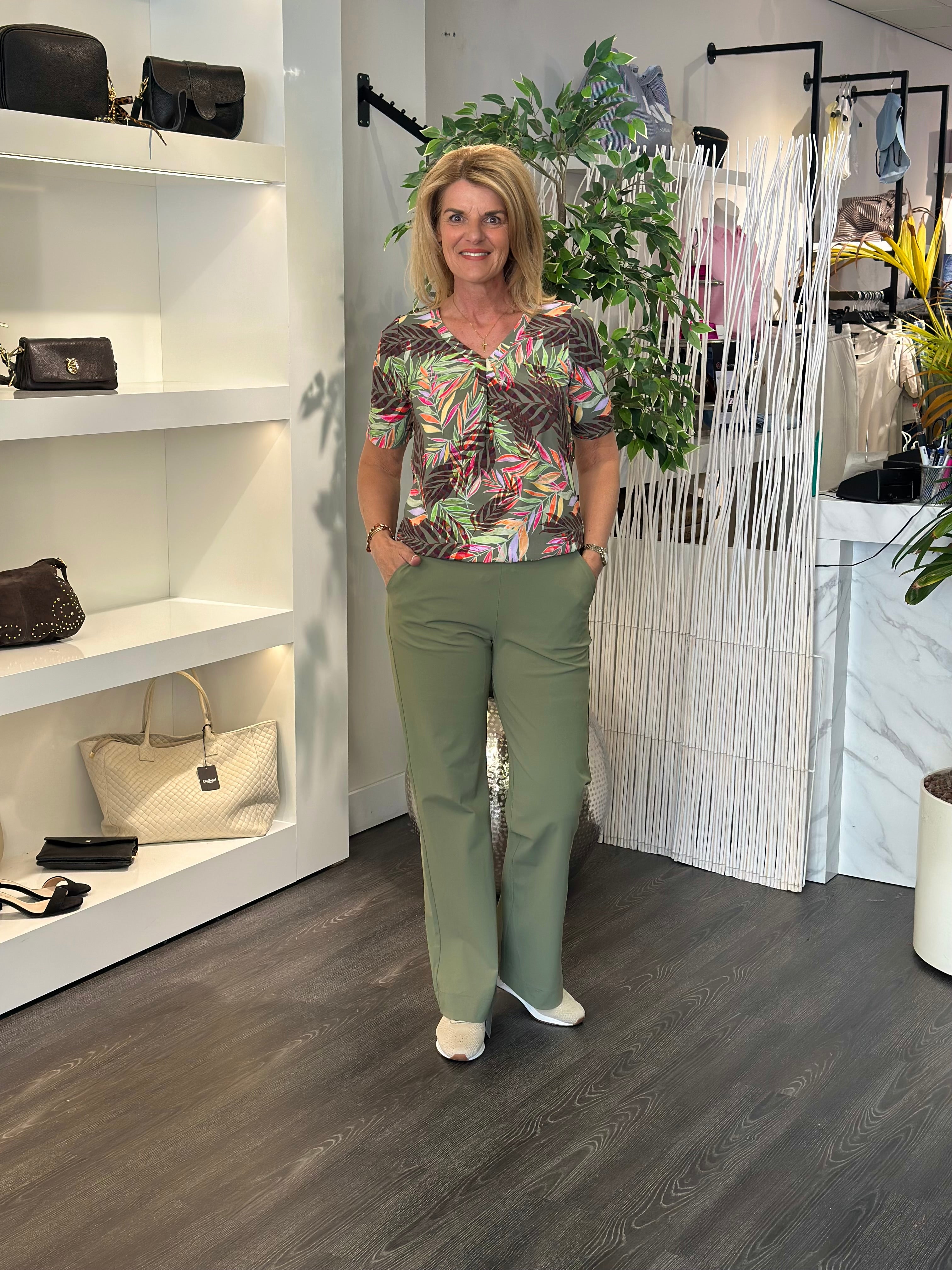 Mi Piace Travel Shirt Pleated 202815 pencil branches print olive
