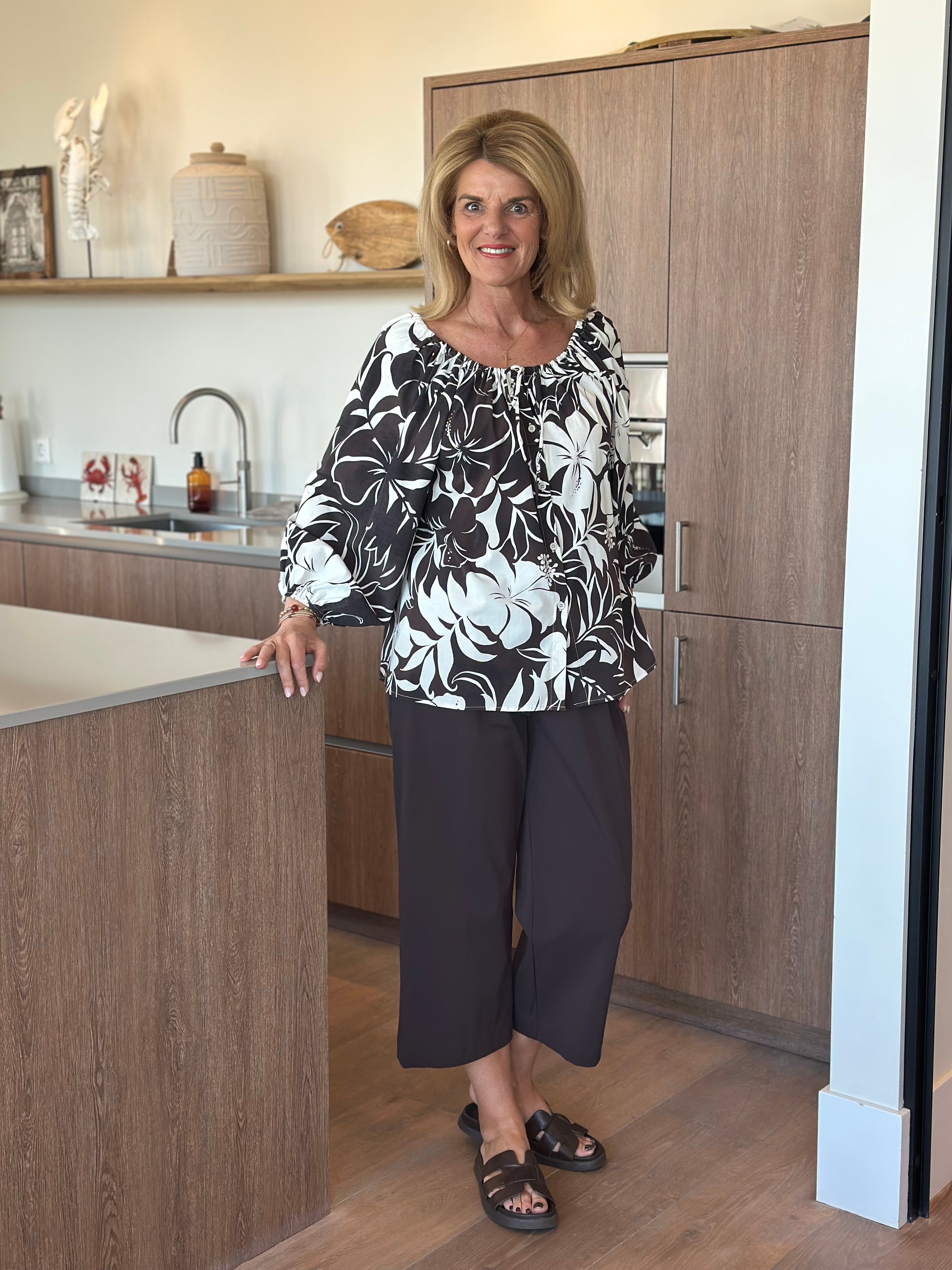 Mi Piace Travel Top 202846 hibiscus print espresso