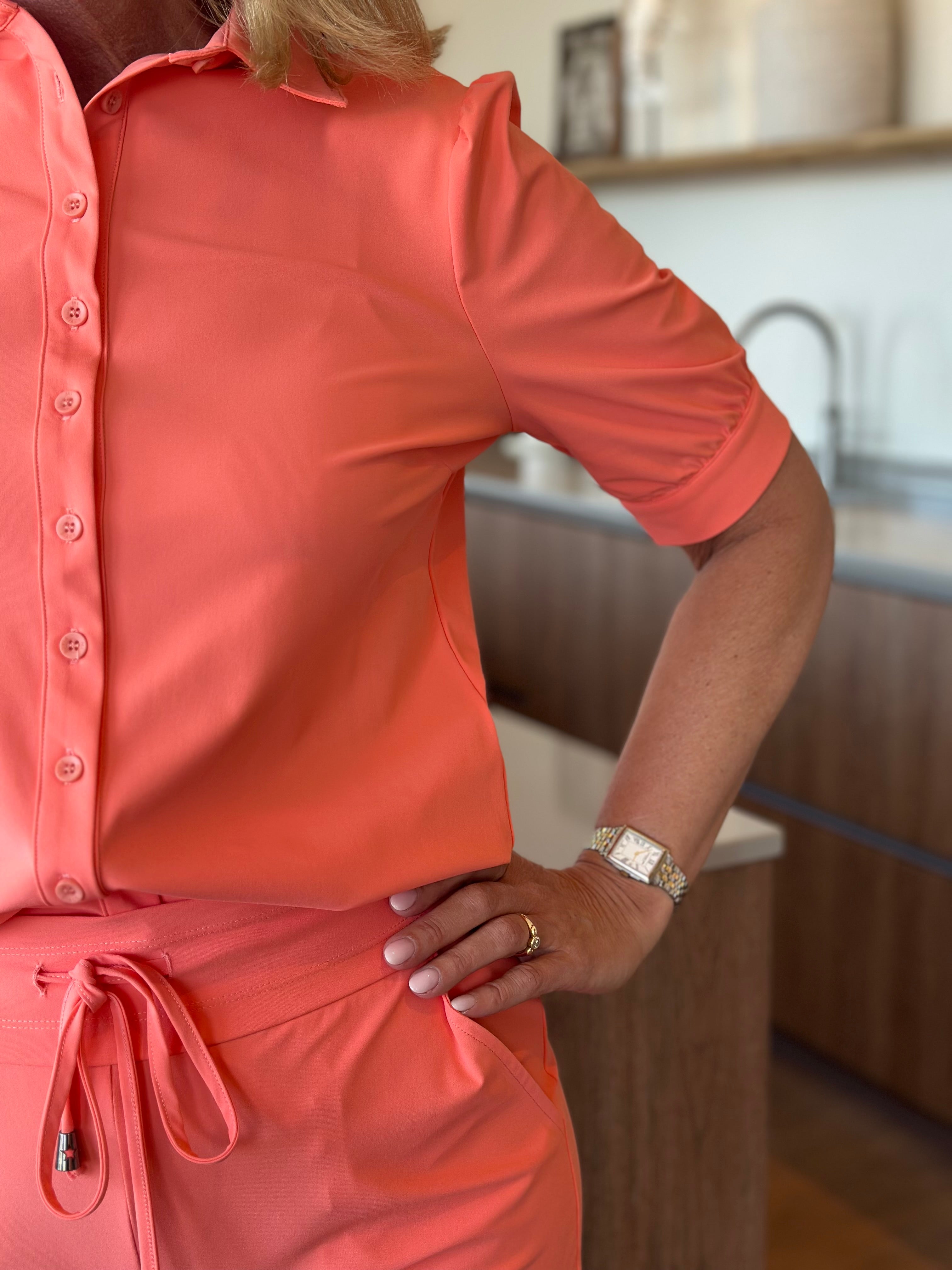 Mi Piace Travelstof Blouse Korte Mouw 202270 coral