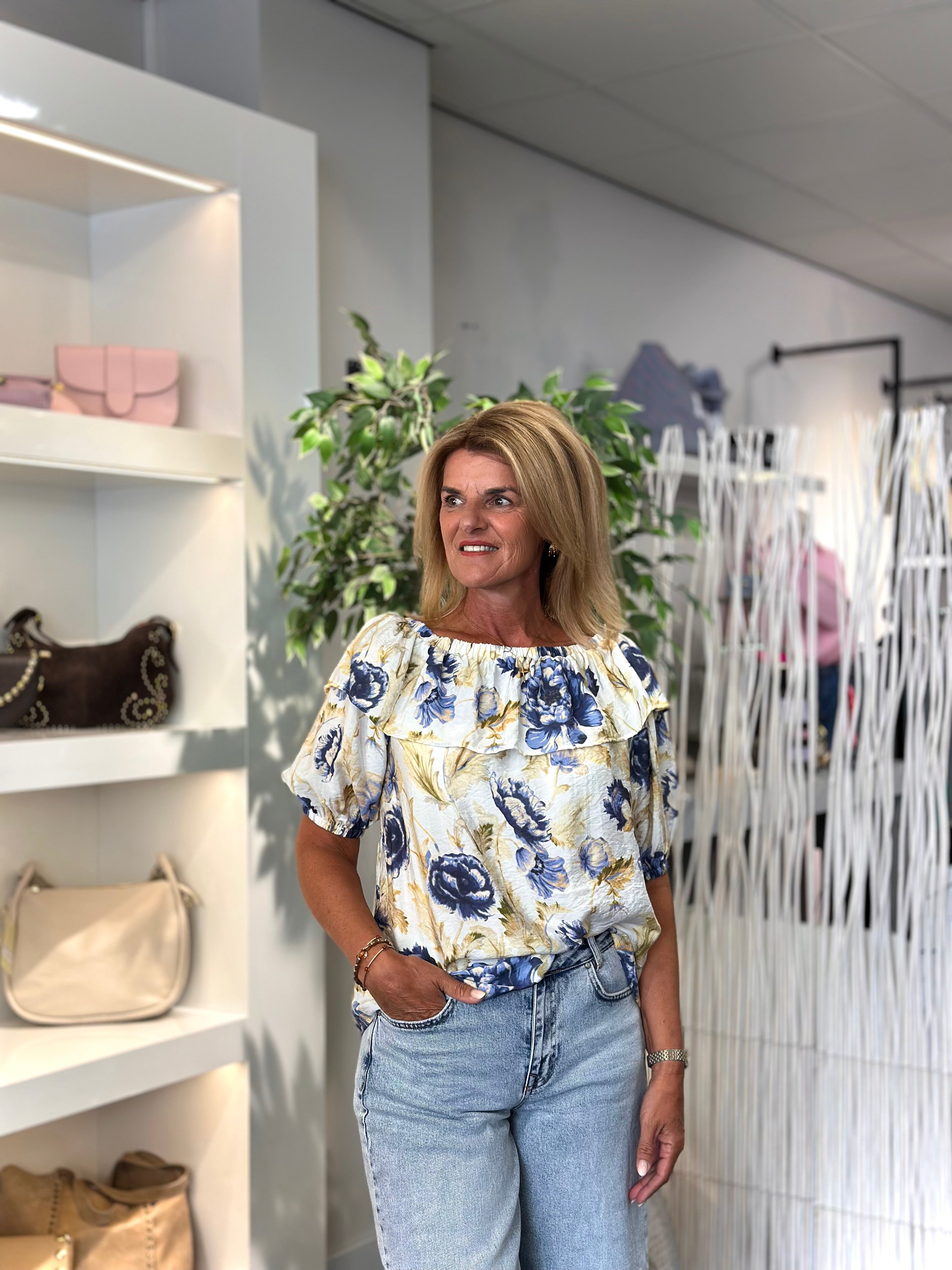 Freequent Maise Blouse brilliant white w. chambray blue