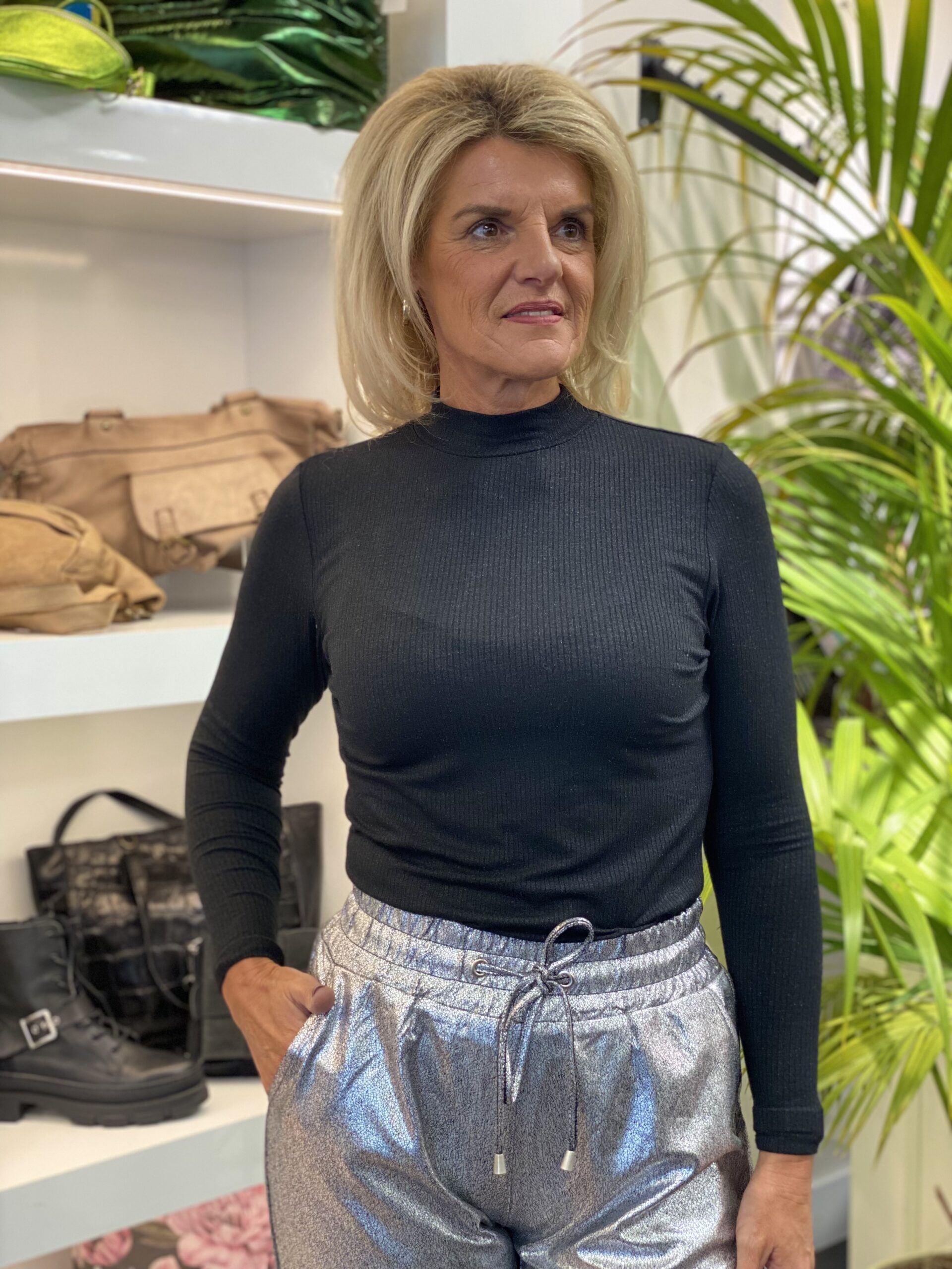 Fluresk Georgine Top zwart