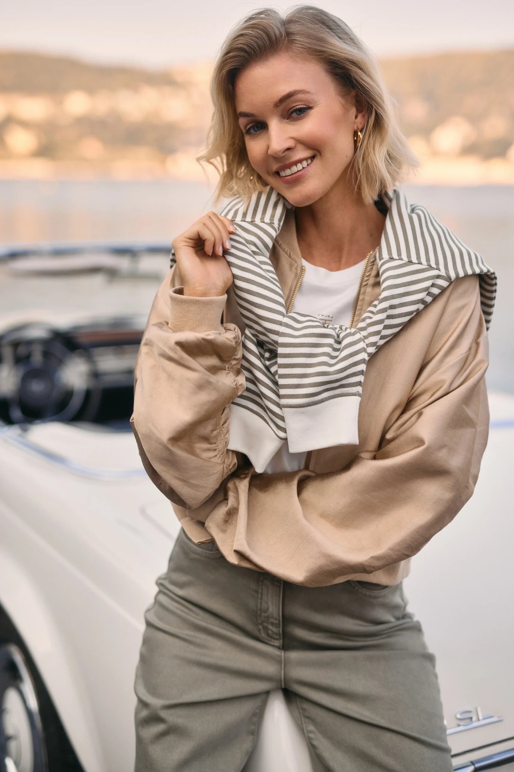 Nukus Babette Bomber gold