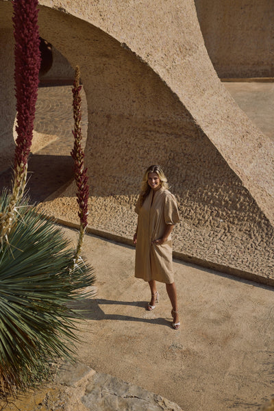 Nukus Mayke Jurk camel