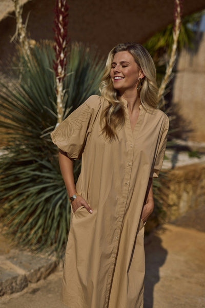 Nukus Mayke Jurk camel