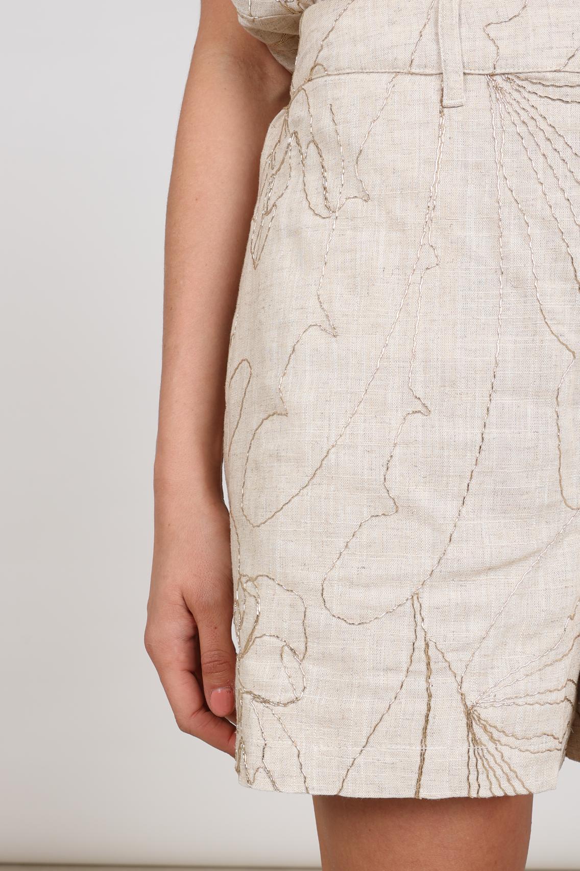 Nukus Dagmar Short Embroidery sand