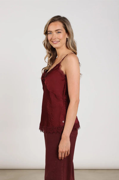 Nukus Alice Top Lace cherry