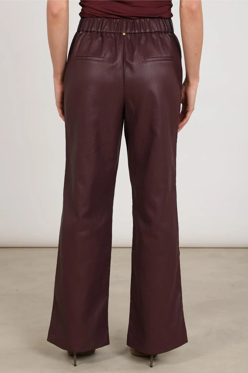 Nukus Jill Pants PU cherry