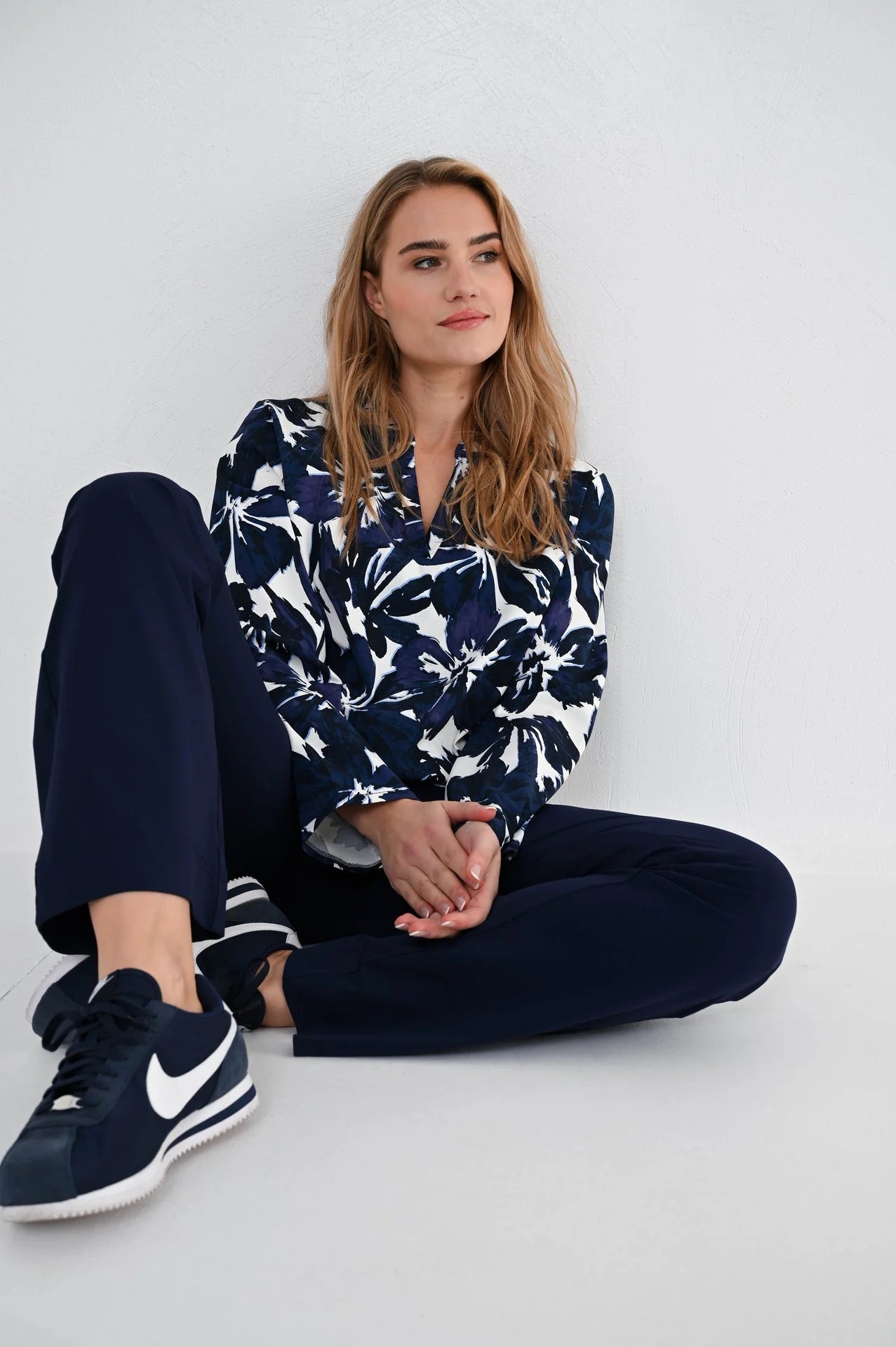 Maicazz Dieke Top blue flower