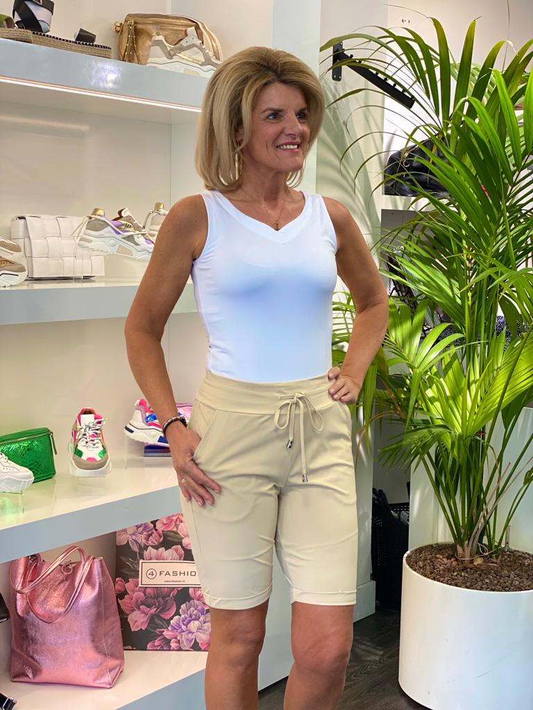 Mi Piace sale Travelstof Korte Broek zand 202176