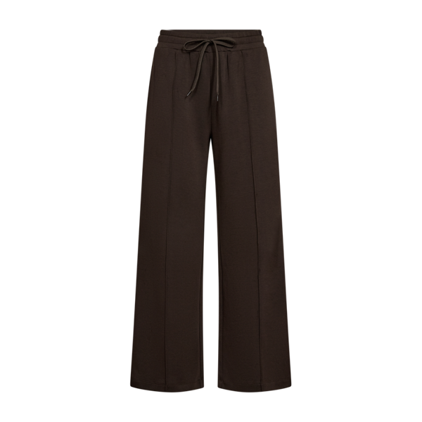 Freequent Lucinda Broek mole