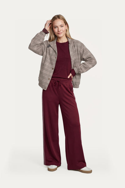 C&S Ima Jacket mulberry/black