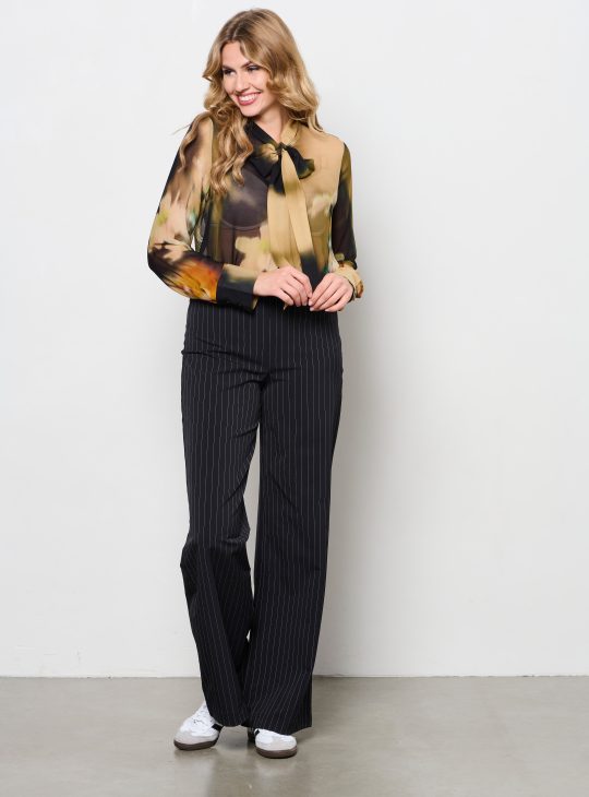 Co Woman Alix Placed Flower Blouse black multi