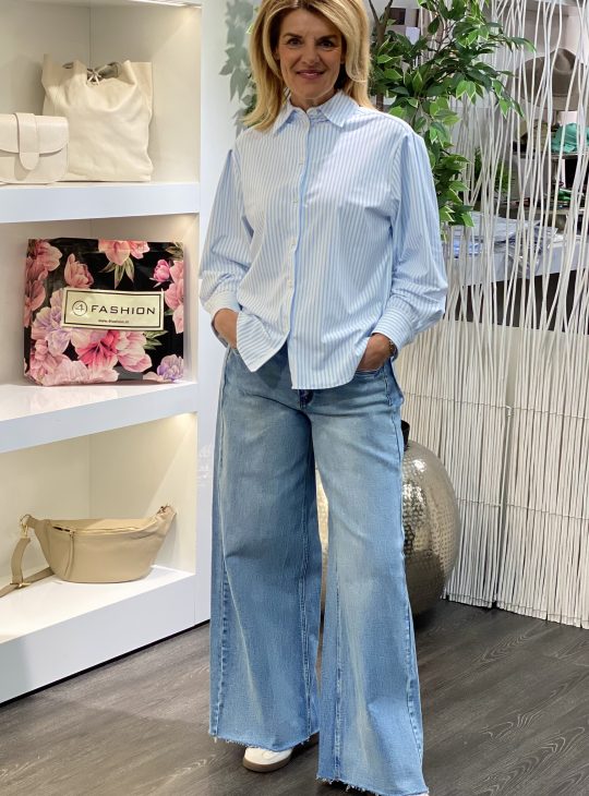 Mi Piace Travelstof blouse oversized  202524  lichtblauw off White streep