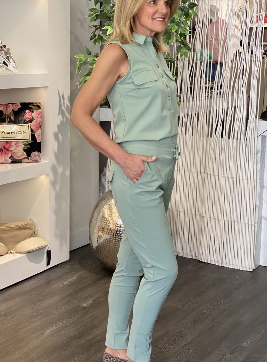 Triple Nine Travelstof Broek Brenda 2101 saliegroen sage green
