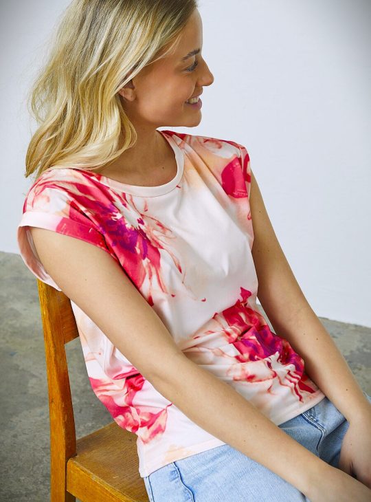 Sisterspoint Low Top 404 coral flower