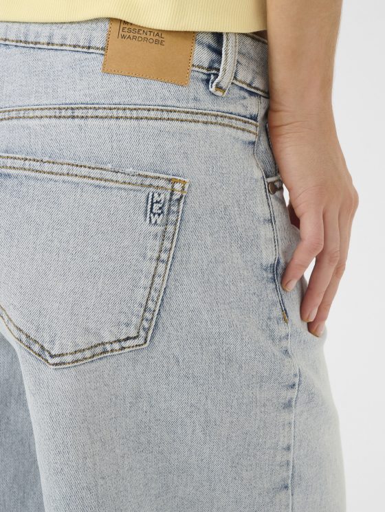My Essential Jeans Wardrobe DangoMW 139 High X-Wide Shorts light blue retro wash - Afbeelding 5