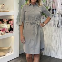 Mi Piace Travelstof Jurk taupe 202092 - Afbeelding 2