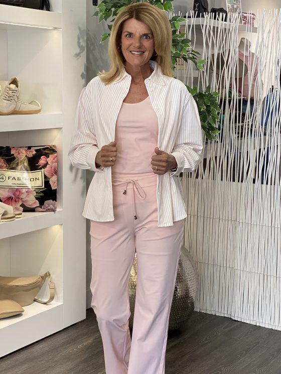 Mi Piace Travelstof Oversized Blouse 202524 peachskin off white streep - Afbeelding 2