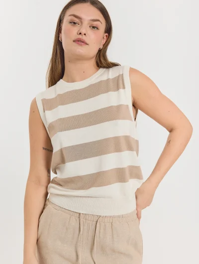 Freequent Pixie Top star off white w. simply taupe