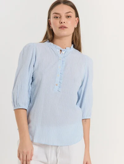 Freequent Rolly Blouse chambray blue w. star off white