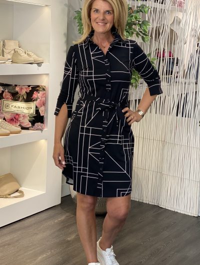 Mi Piace Travelstof Jurk zwart kit geometric print 202092