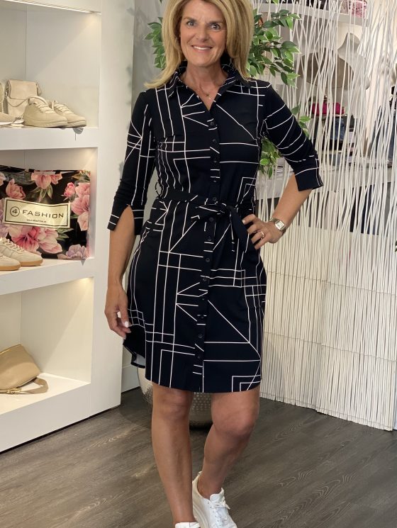 Mi Piace Travelstof Jurk zwart kit geometric print 202092