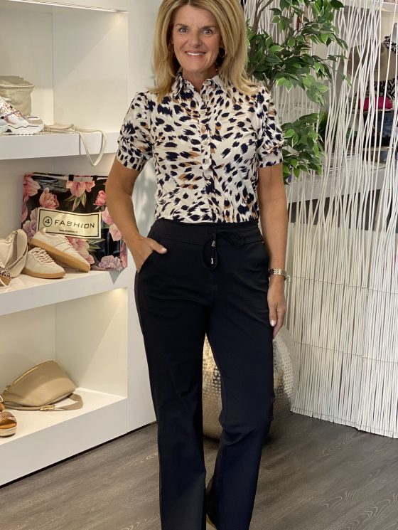 Mi Piace Travelstof Blouse Korte Mouw latte faded camouflage 202270 - Afbeelding 2