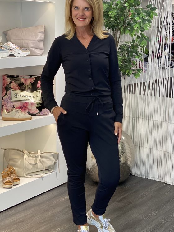 Mi Piace Travelstof Blouse V-hals zwart 202509 - Afbeelding 2