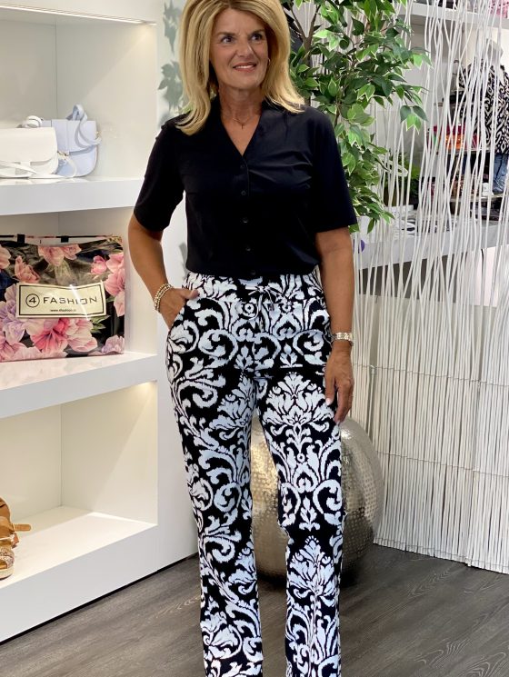 Mi Piace Travelstof Blouse Korte Mouw zwart 202603 - Afbeelding 2
