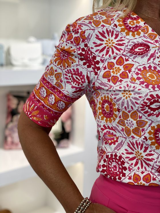Mi Piace Travelstof Top V-Hals fuchsia tiles print 202271 - Afbeelding 3