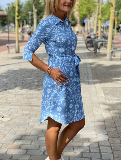 Mi Piace Travelstof Jurk bleached denim embroidery print 202092