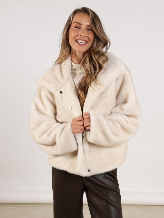 Nukus Pleun Jacket off white