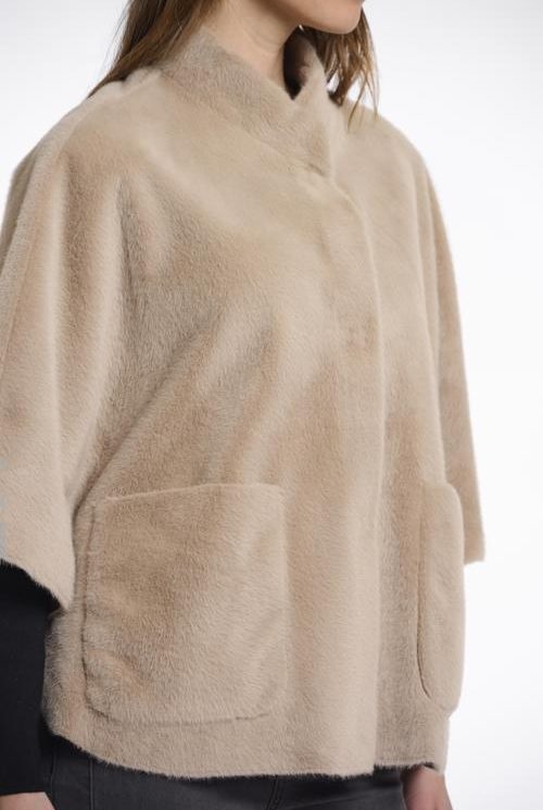 Rino & Pelle Dewi Faux Fur Cape oat - Afbeelding 2