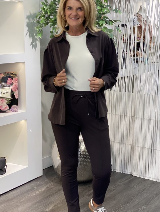 Mi Piace Travelstof Oversized Blouse 202524 espresso - Afbeelding 3