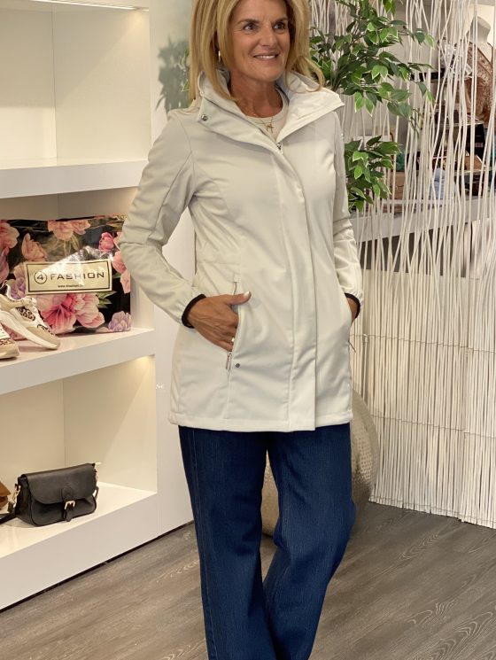 Luhta Iloniemi Softshell Jas creme - Afbeelding 2