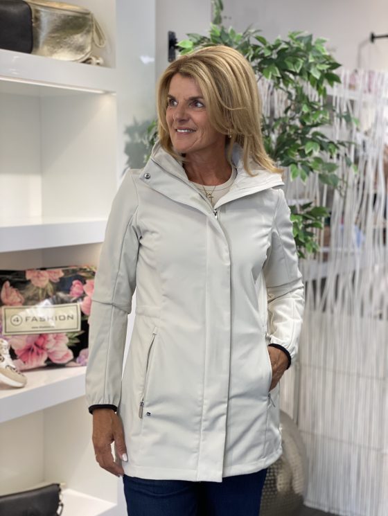 Luhta Iloniemi Softshell Jas creme