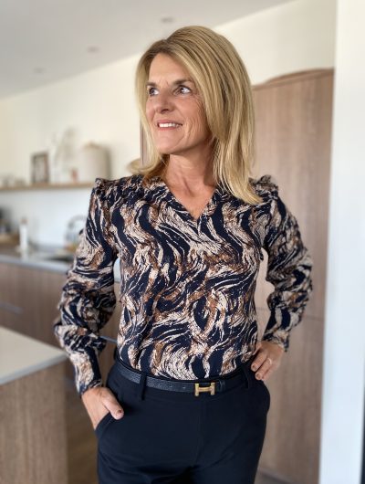 Mi Piace Travelstof V-Neck Top 202651 swirly print caramel