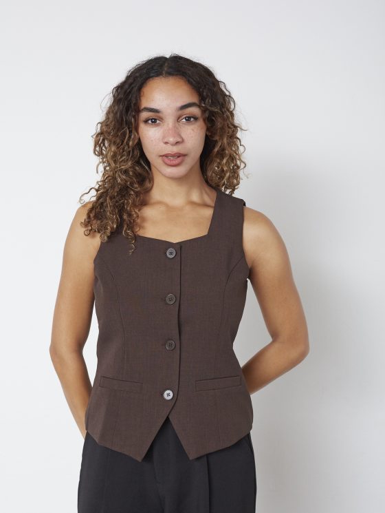 Sisterspoint Gema Gilet dark chocolate