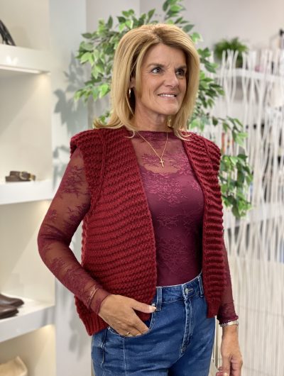 Mouwloos vest joy burgundy red