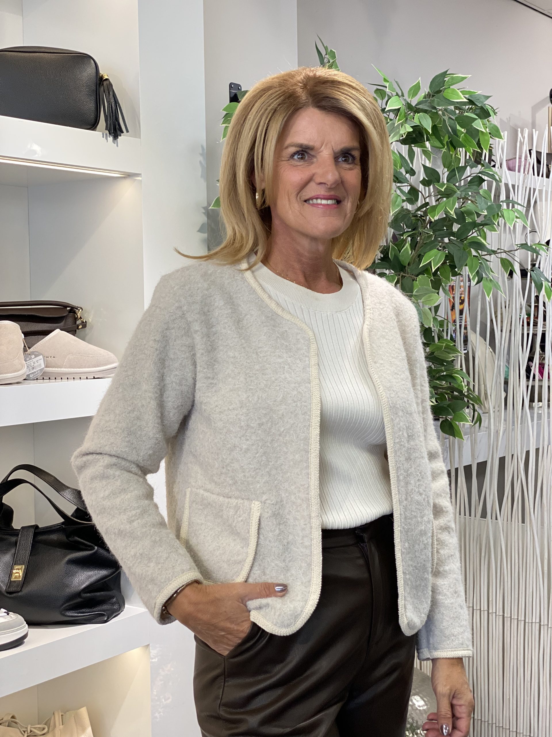 Vesten • Mode • Pagina 2 van 7 • 4Fashion