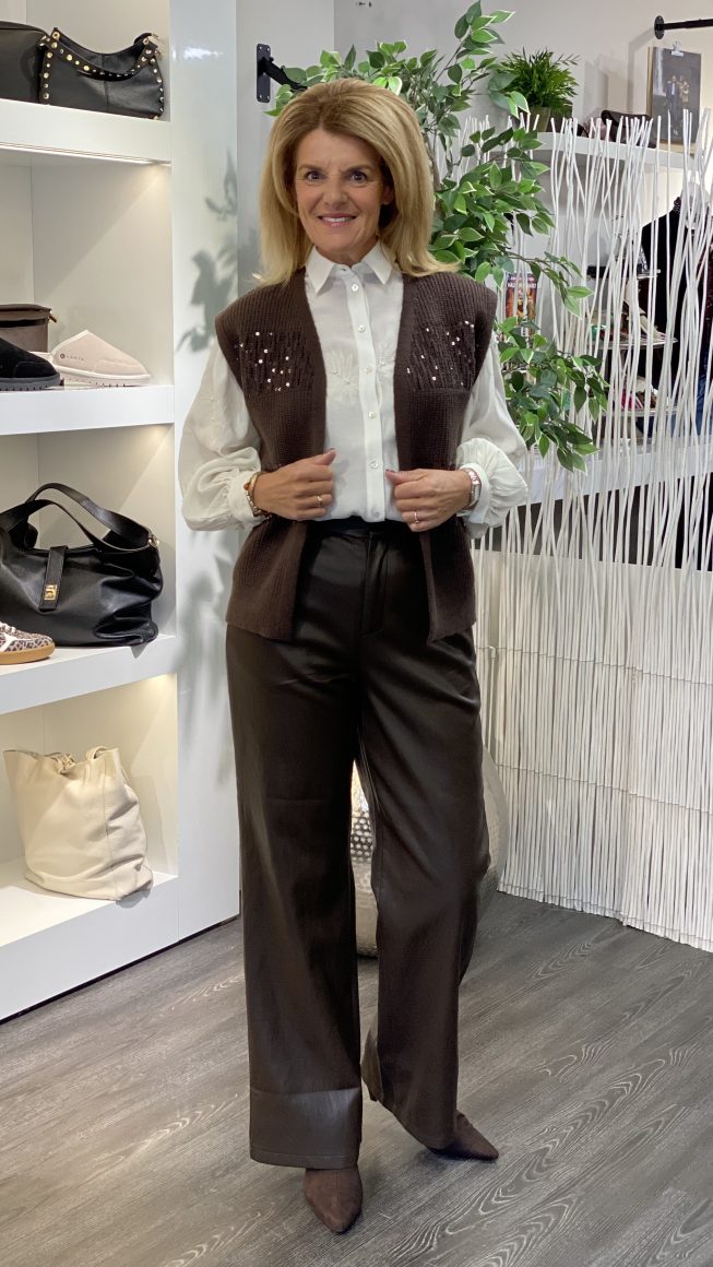 C&S Vivian Knit Gilet dark brown - Afbeelding 2