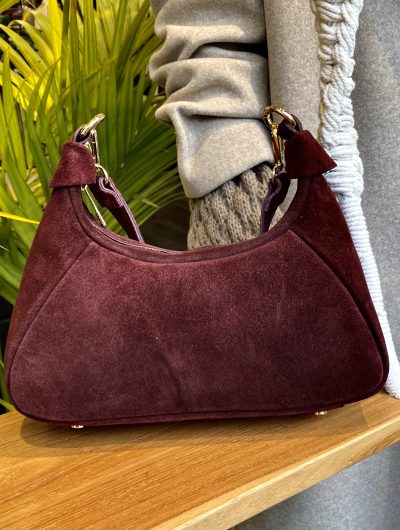 Vanya Schoudertas Suede Bordeaux T349