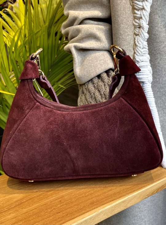 Vanya Schoudertas Suede Bordeaux T349
