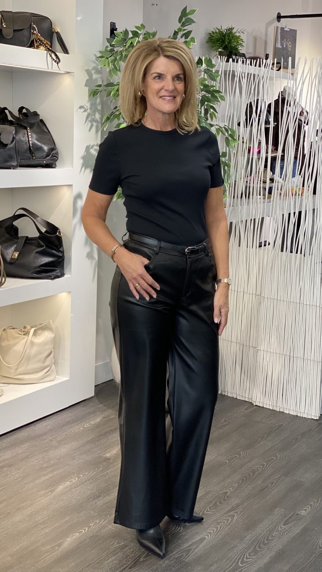 Mi Piace Basic T-shirt Top zwart 2020056 - Afbeelding 2