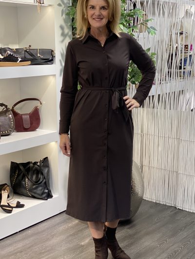 Mi Piace Travelstof Lange Doorknoop Jurk 202710 espresso