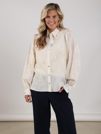 Nukus Avy Embroidery Blouse off white