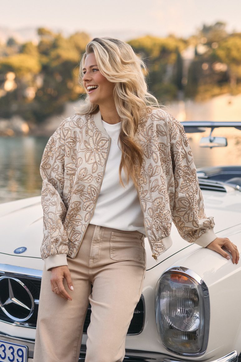 Nukus Ginny Bomber Paillet sand